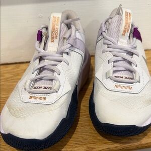 Nike Kids White and Purple Basketball Sneakers